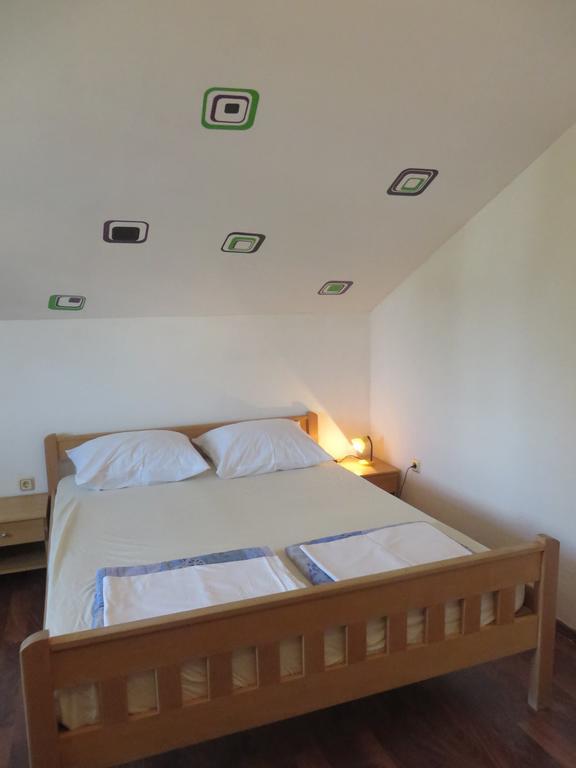 Banic Apartments With Pool Biograd Na Moru Pokoj fotografie