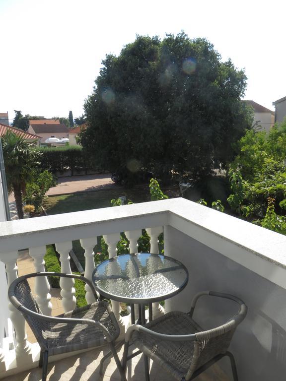 Banic Apartments With Pool Biograd Na Moru Exteriér fotografie
